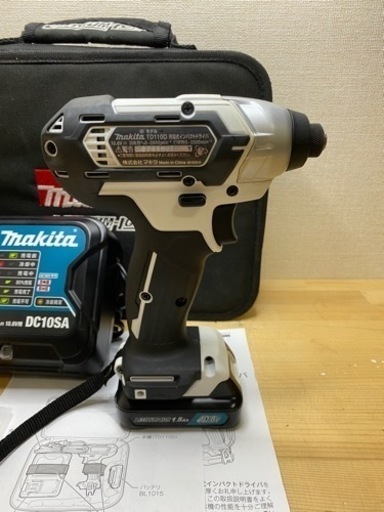 中古 マキタ　TD110D 10V 充電式 インパクトドライバ　セット