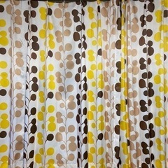 【引き取り決定しました】北欧風カーテン