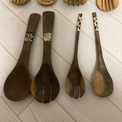 インテリアにも！未使用品アフリカのヒルトンホテル購入サラダサーバースプーンセットお譲りします。の画像