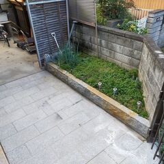 ★★園芸用花壇の土の撤去作業★★