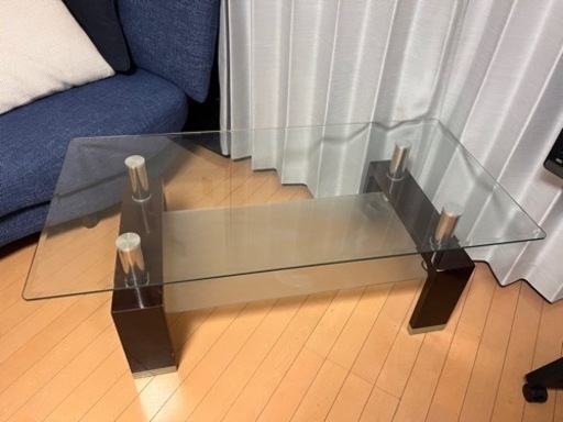 ガラスローテーブル