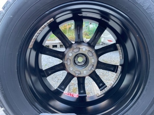 【売り切れ】スタッドレス 215/60R16 4本セット ヴェゼル