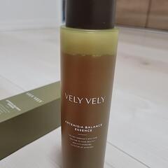 VELY VELY 化粧水２本　激安にしています！の画像