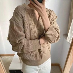 木曜まで！韓国　★ キーネック　ケーブルニット
