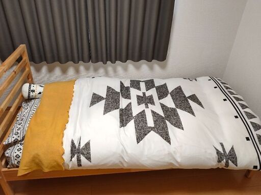IKEA タルヴァ ベッドフレーム90x200 cm