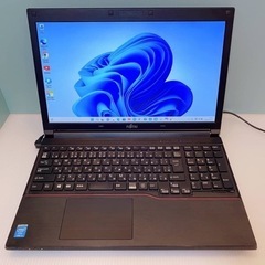 富士通/高性能 /大人気/ブラック/美品/Core i5/新品SSD256Gの画像