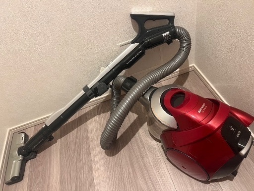 SHARP 2013年製電気掃除機