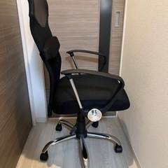 デスクチェアーの画像