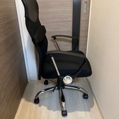 デスクチェアーの画像