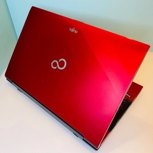 富士通/美品/高性能/レッド/Core i5/Windows11/新品SSD 256G搭載