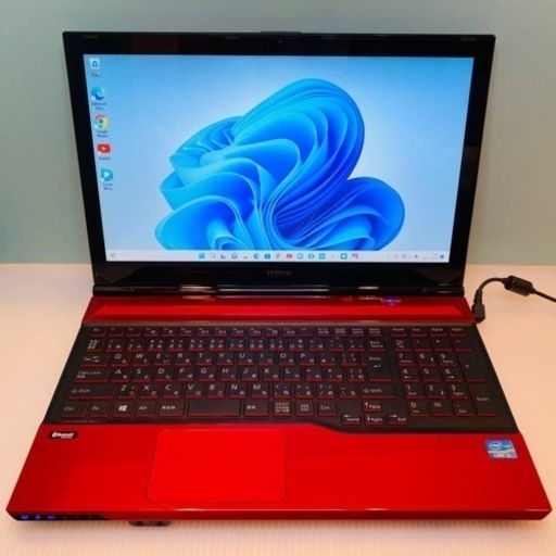 新Windows11/快適/赤色富士通/新品SSD256GB/WEBカメラ搭載 富士通/美品/高性能/レッド/Core i5/Windows11/新品SSD 256G搭載