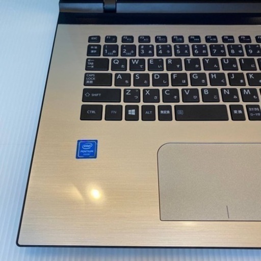 東芝/美品/17.3インチ大画面/シャンパンゴールド/SSD 256G/カメラ付