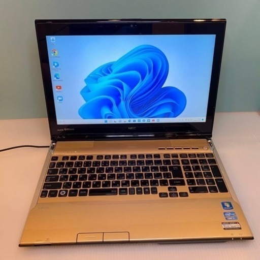NEC/高音質スピーカー/Corei7/ゴールド/カメラ付き/新品SSD256G搭載