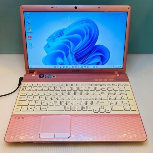 SONY/美品/キラキラピンク/かわいい/Corei3/新品SSD 256G搭載
