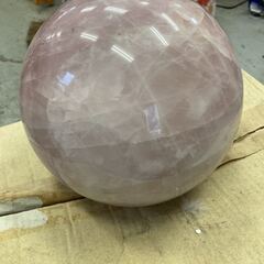詳細不明 クリスタル？ トルマリン？ ローズクォーツ？ スピリチュアル クラスター パワー ストーン 球形 約8kg 丸玉 天然石