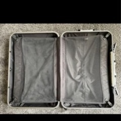 スーツケースの画像