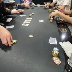 テキサスホールデム、ポーカーやってます。
