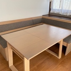【お話中】伸長式ダイニングセット