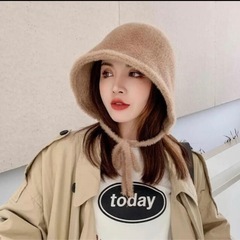 木曜まで！韓国★フェザー帽子の画像