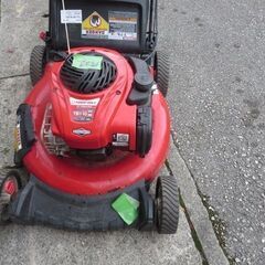 アメリカ製芝刈り機　エンジンかかりません