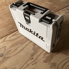 マキタ　インパクトドライバー用　ツールボックス