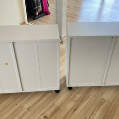 『再出品』引越し処分‼️キャスター付き本棚2個セット‼️の画像