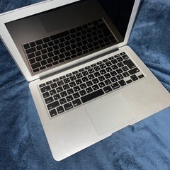 MacBook Air  と　ipad第8世代
