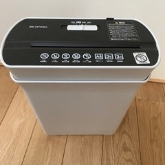 シュレッダー　IRISオーヤマ　P3GM-Wの画像