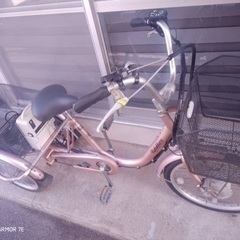 お話し中　電動アシスト三輪自転車　used