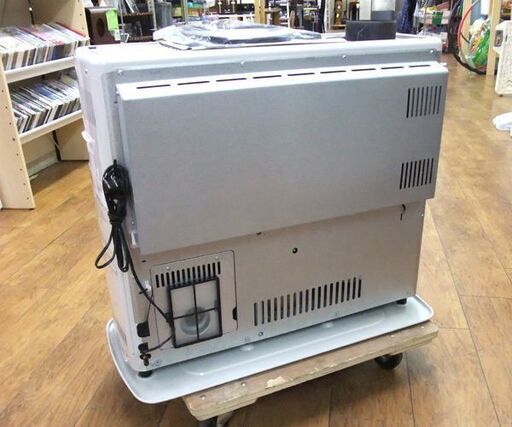 CORONA 煙突ストーブ 半密閉式石油 木造～18畳 コンクリート～29畳 SV-70BSH（基本型式 SV-7013SR） 点検/整備済 2018年製 コロナ 札幌市 厚別区