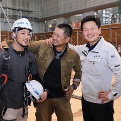 足場工事の現場作業員の画像