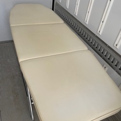●フェイシャルベッド　メーカー不明●あげますの画像