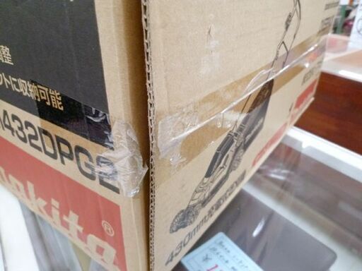 未使用展示品 ■ マキタ 充電式芝刈機 MLM432DPG2 18Vバッテリー2本 2口急速充電器付き 苫小牧西店