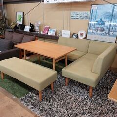 【愛品倶楽部柏店】ウニコ　ＳＵＬＡ　ダイニングテーブル　ベンチ３点セット　ライトグリーンの画像