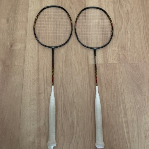 バドミントンラケット