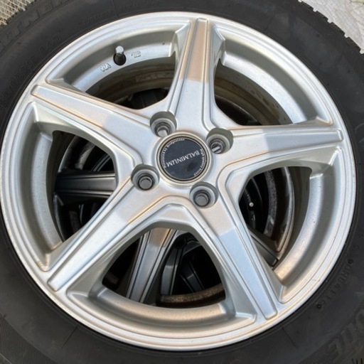 185/60R15スタッドレスタイヤアルミホイールセット