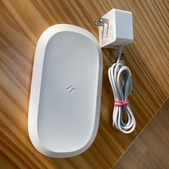 またまた値下げします‼️置くだけ充電器