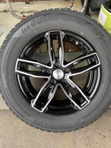 プジョー3008用スタッドレスタイヤ17インチ