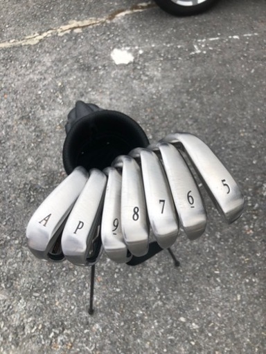 ゴルフ　ゼクシオ10 アイアンセット