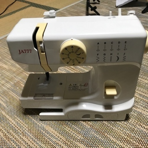 ポータブルミシン　未使用