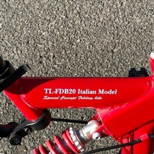 お取引感謝【人気車種】ランボルギーニロゴ・２０インチ・折りたたみ自転車・変速あり・中古