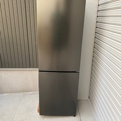 即日受渡❣️4K48.5型液晶モニタースピーカー搭載で、AV機器など接続