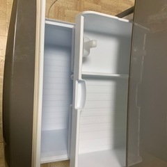 冷蔵庫差し上げます【お引渡し先決まりました☆】の画像