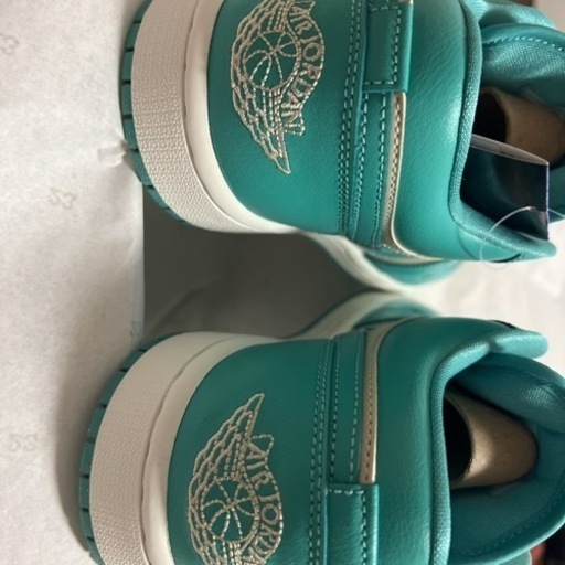 靴/バッグ AIR JORDAN 1 LOW