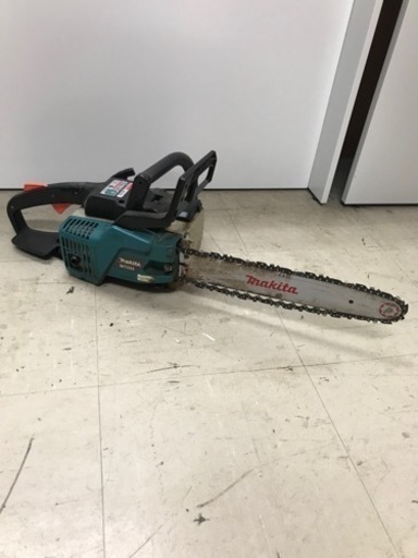 取引場所　南観音　O 2210-590 makita エンジンチェーンソー　ME333 動作未確認　汚れあり　現状渡し