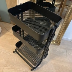 (受渡者様決定)お洒落収納✨IKEA イケア RASKOG ワゴン ブラック の画像