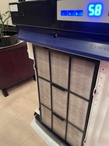 DAIKIN ストリーマー加湿空気清浄機　MCK-70W