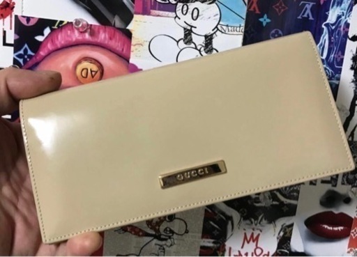 GUCCI  長財布！