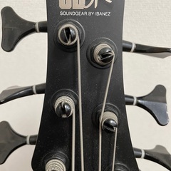 IBANEZ 6弦ベースの画像