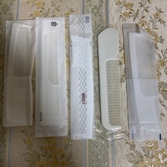 コーム★櫛★ヘアグッズ★ヘアケア★アメニティグッズ★新品未使用★27本の画像